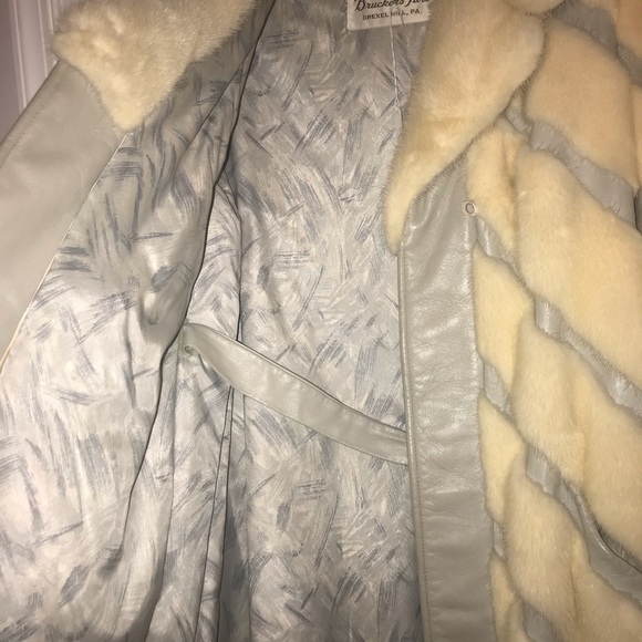 Mink-leather coat - Picture 6 of 8